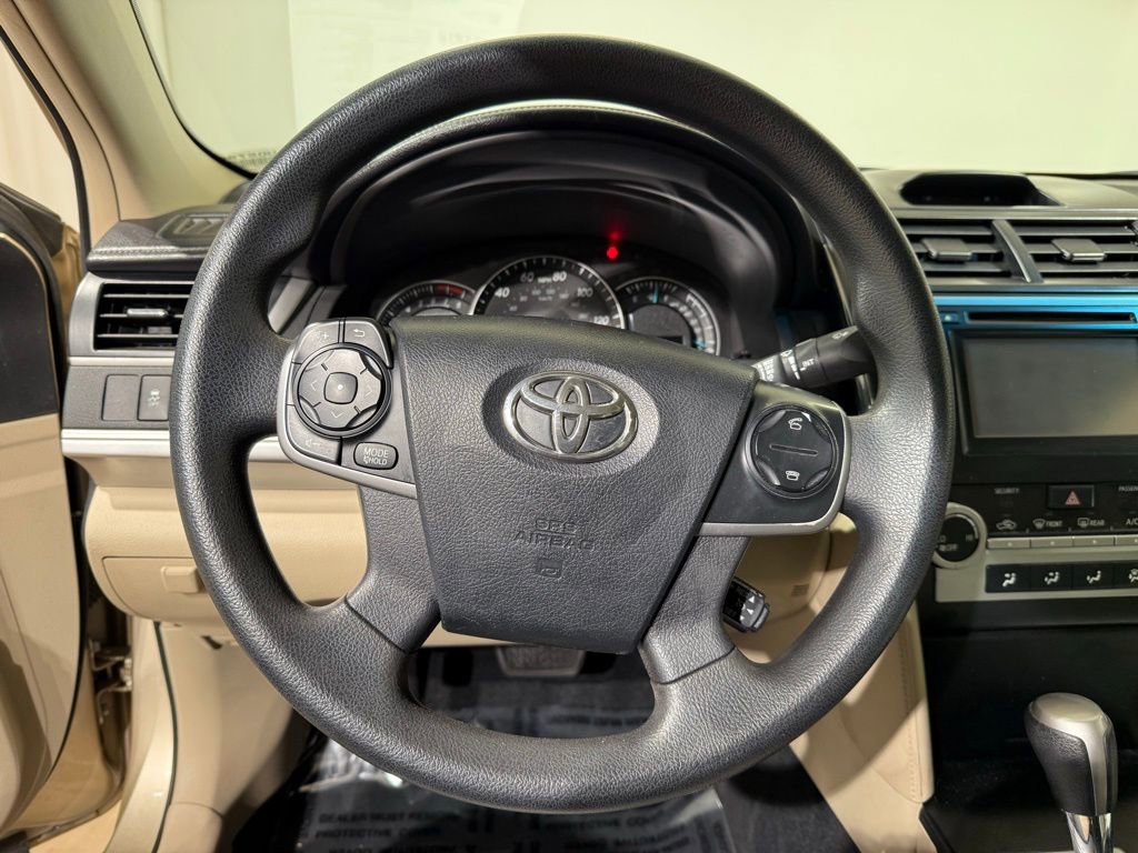 Used 2012 Toyota Camry LE image 20