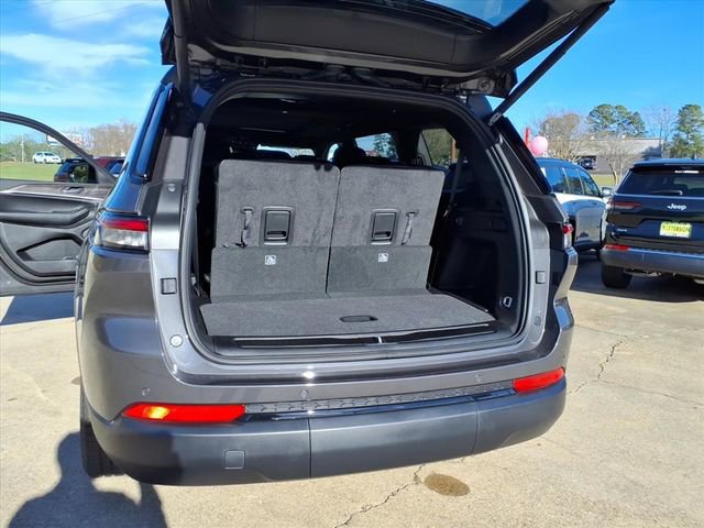 New 2025 Jeep Grand Cherokee L Limited image 19