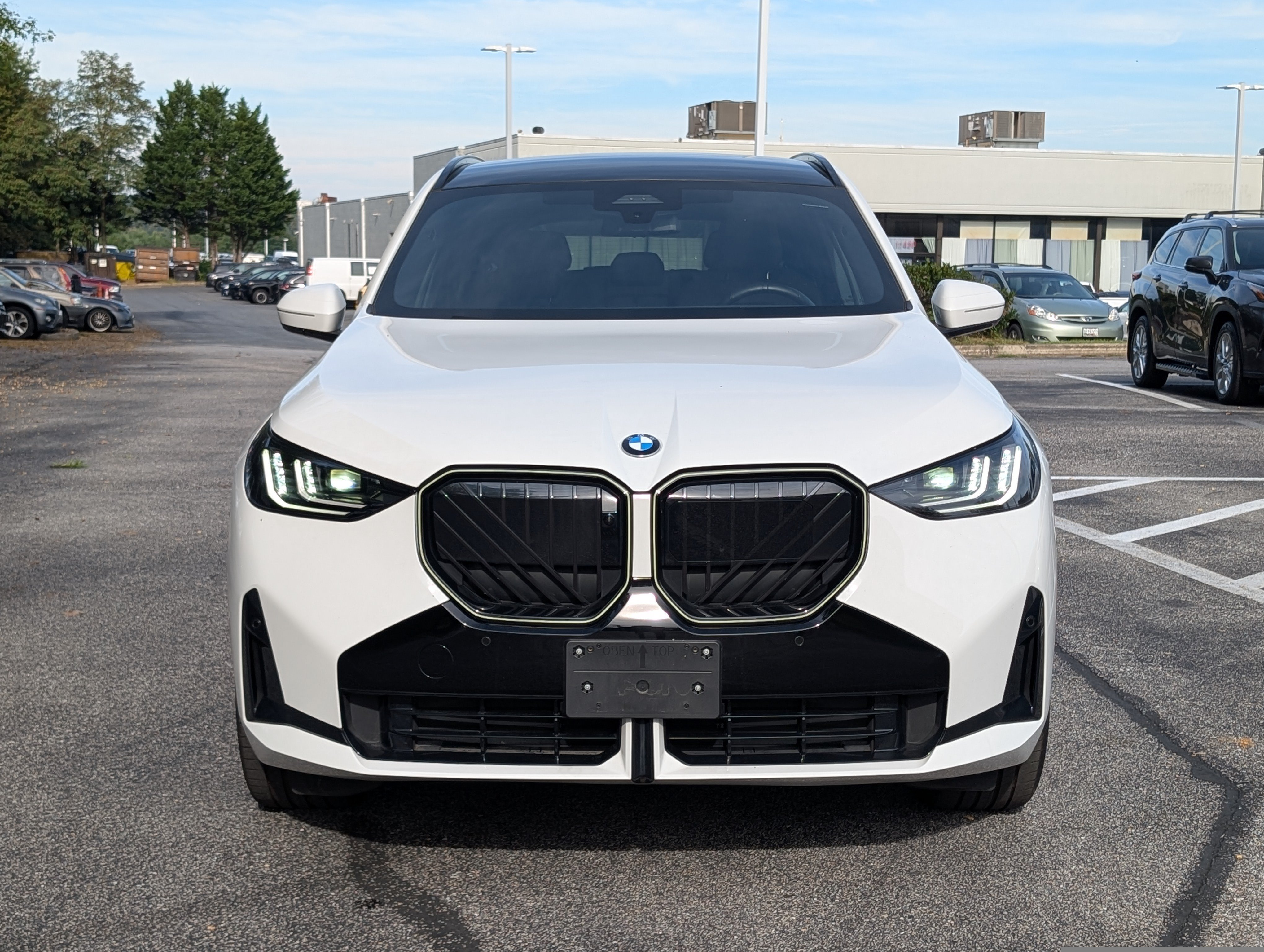 Used 2025 BMW X3 xDrive30i w/ Premium Package AWD/4WD image 8