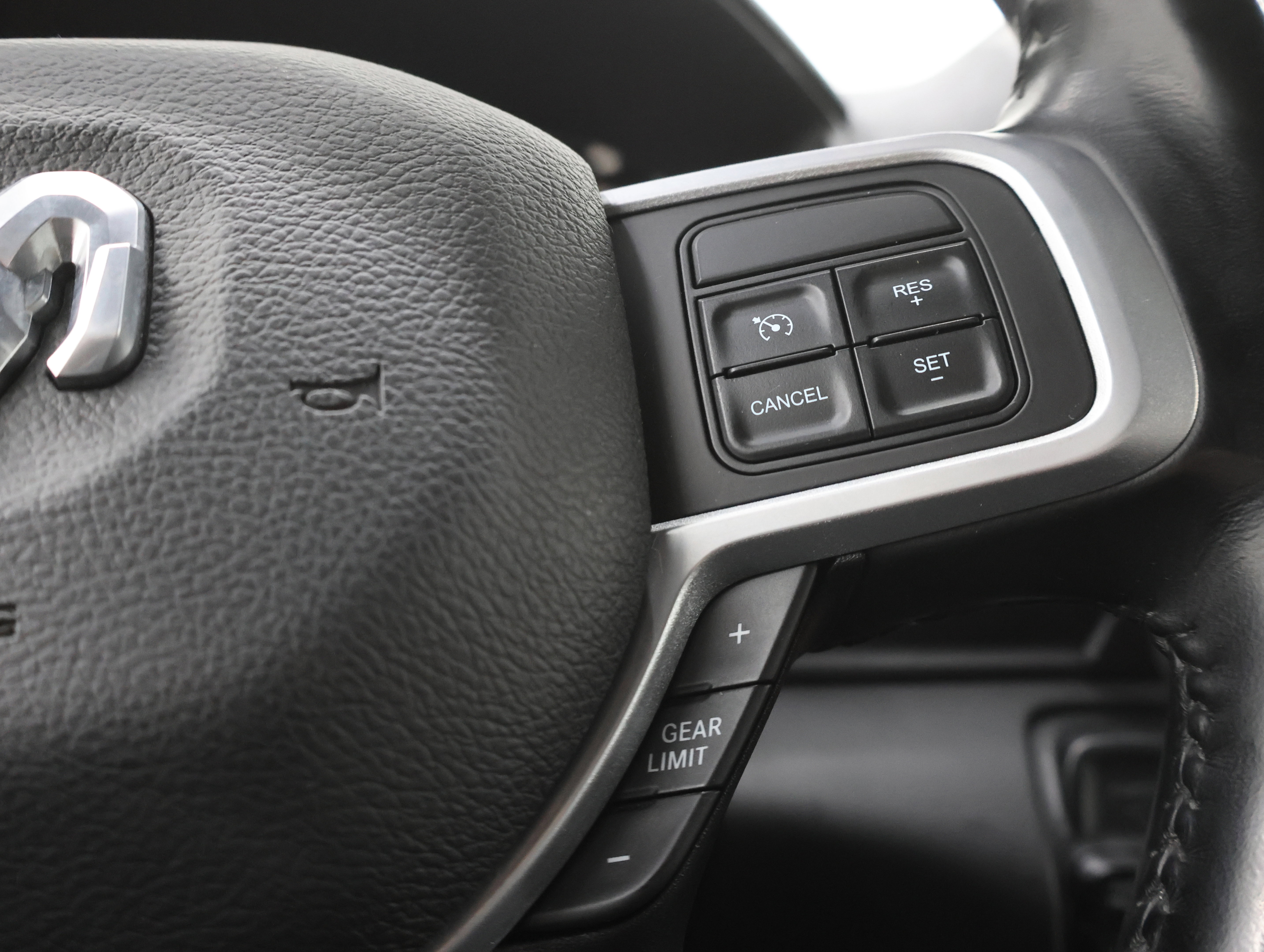 Used 2022 RAM 2500 Big Horn w/ Night Edition image 13