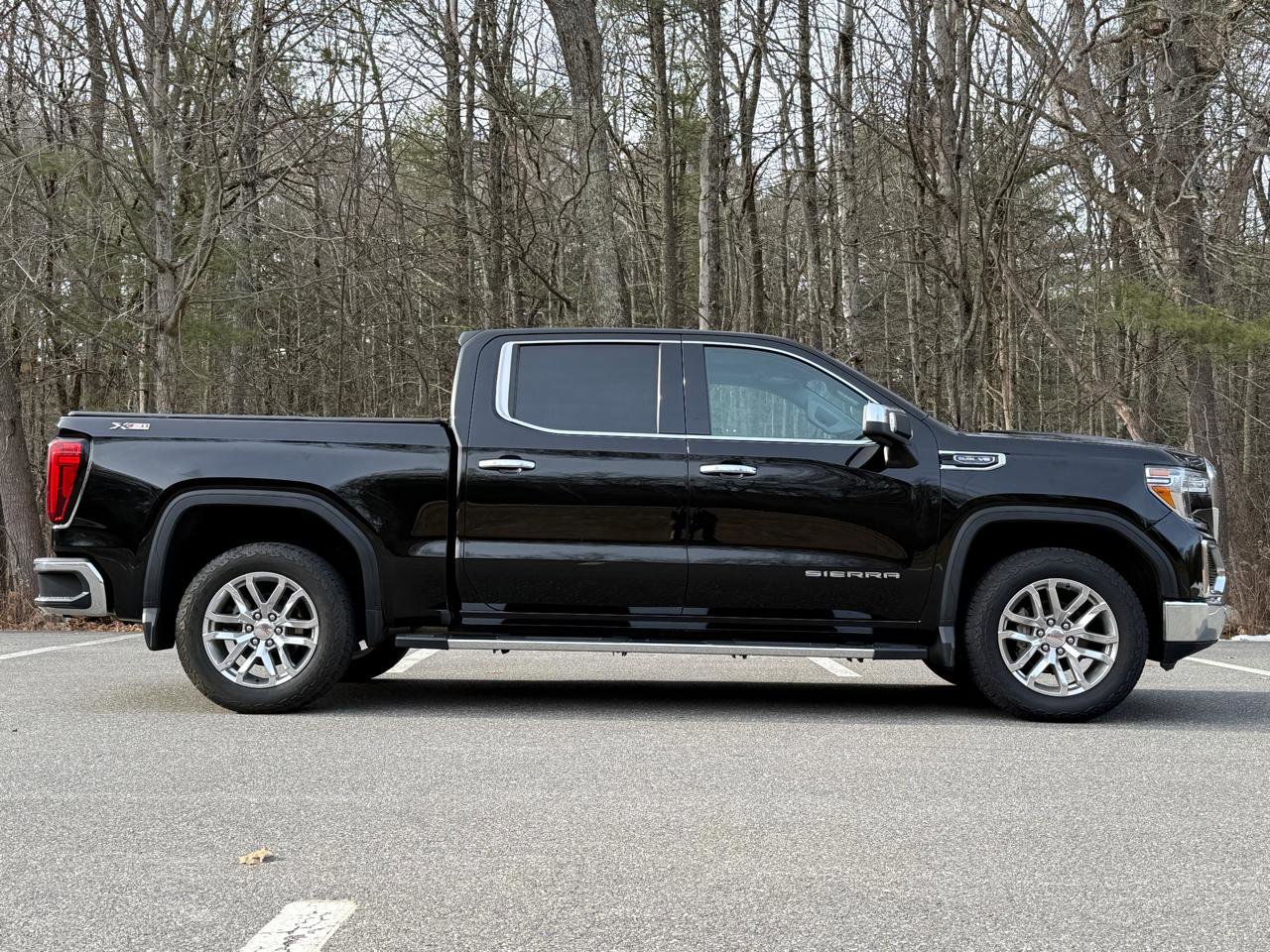 Used 2019 GMC Sierra 1500 SLT w/ SLT Premium Plus Package image 4