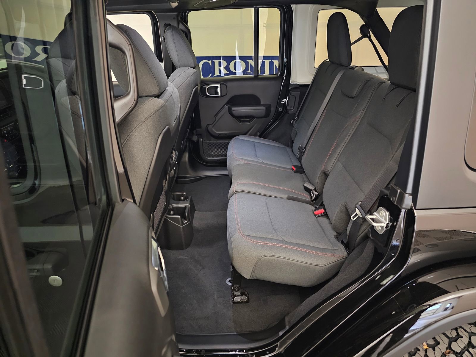 New 2026 Jeep Wrangler Unlimited Rubicon image 39