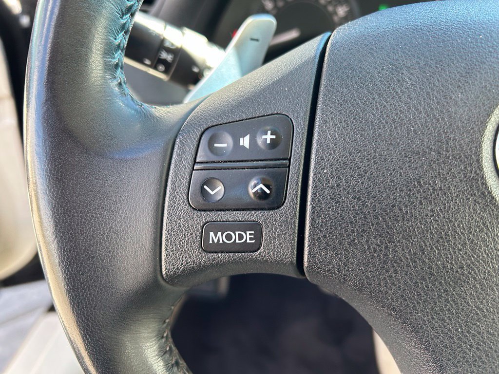 Used 2010 Lexus IS 350C w/ Luxury Pkg RWD image 14