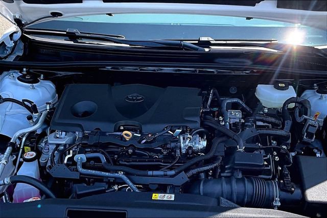 Used 2026 Toyota Camry SE FWD image 25