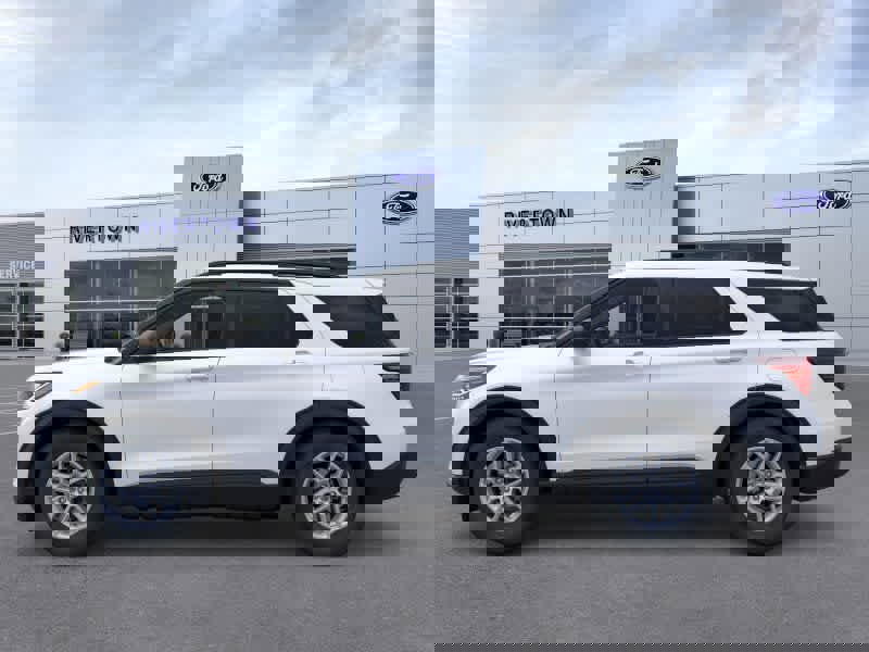New 2026 Ford Explorer Active w/ Active Comfort Package image 3