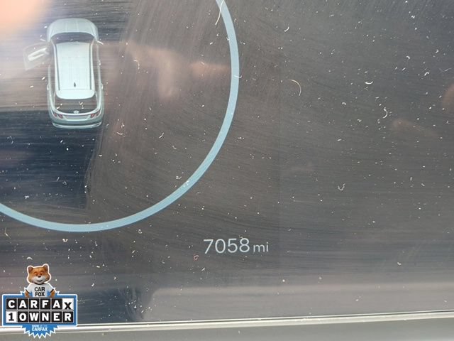 Used 2025 Hyundai Tucson Limited AWD/4WD image 32