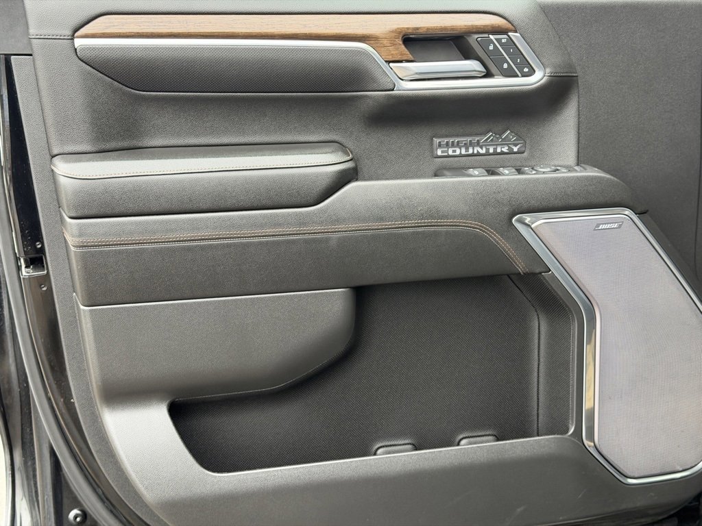 Used 2023 Chevrolet Silverado 1500 High Country image 21