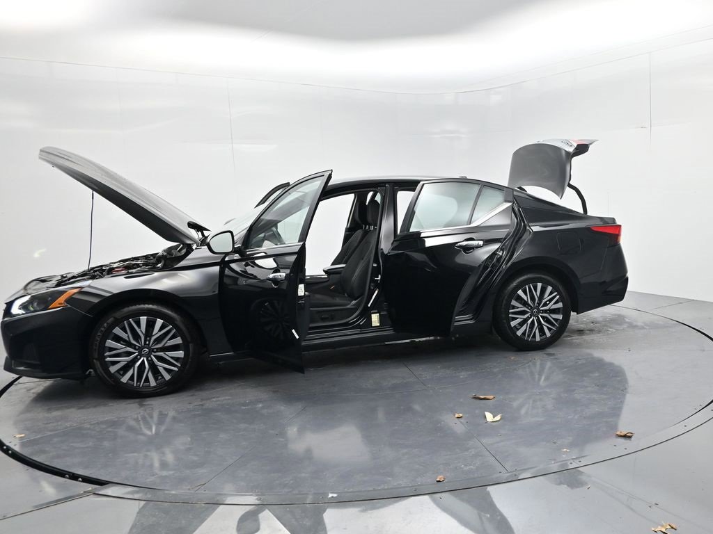 Used 2023 Nissan Altima 2.5 SV image 62