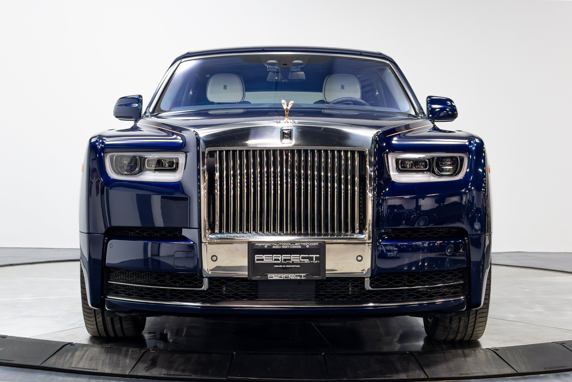 Used 2021 Rolls-Royce Phantom Sedan RWD image 63