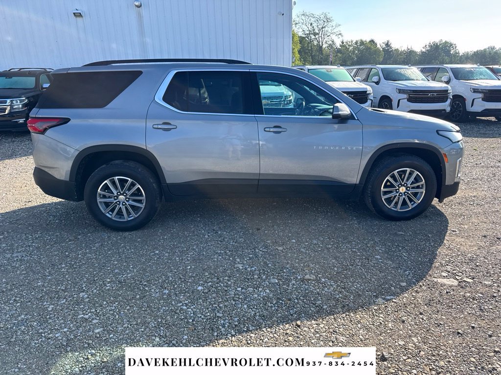 Used 2023 Chevrolet Traverse LT AWD/4WD image 6