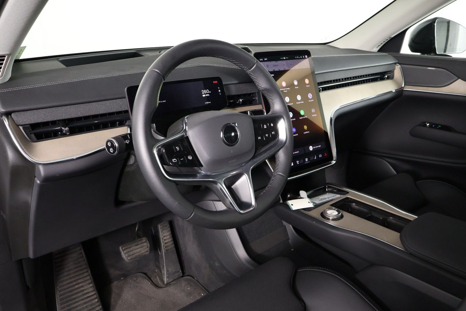 Used 2026 Volvo EX90 Plus RWD image 14
