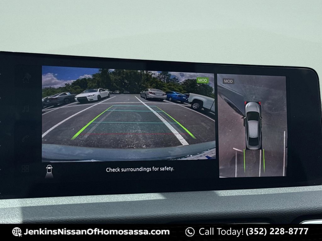 New 2026 Nissan Sentra SR w/ SR Premium Package FWD image 31