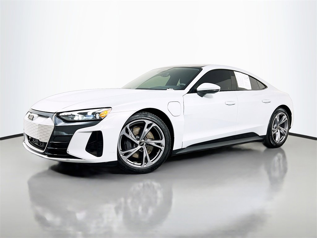 Used 2024 Audi e-tron GT Premium Plus image 3