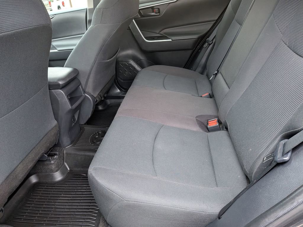 Used 2020 Toyota RAV4 LE w/ All Weather Liner Package FWD image 21