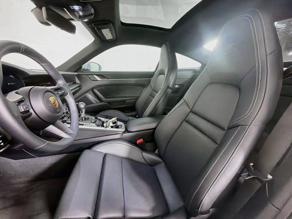 Certified 2024 Porsche 911 Carrera S RWD image 5