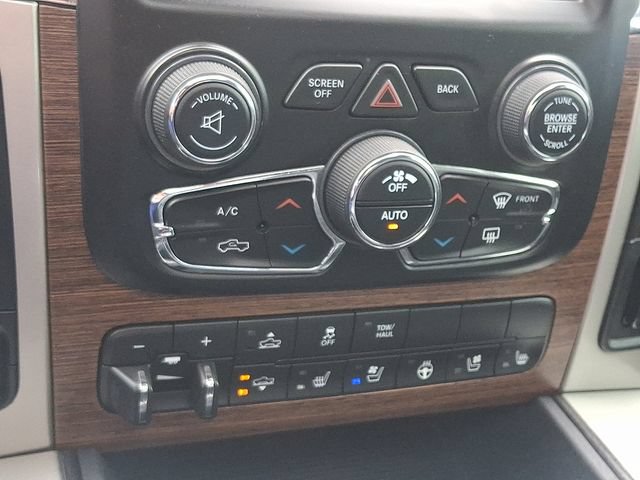 Used 2017 RAM 1500 Laramie w/ Convenience Group AWD/4WD image 16