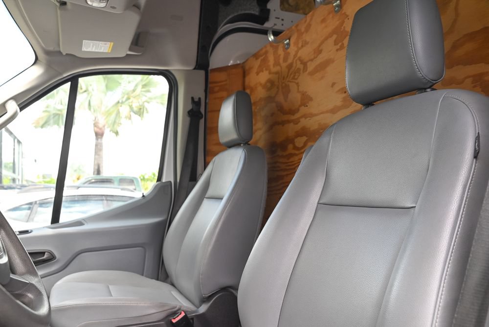 Used 2018 Ford Transit 250 148 High Roof RWD image 10