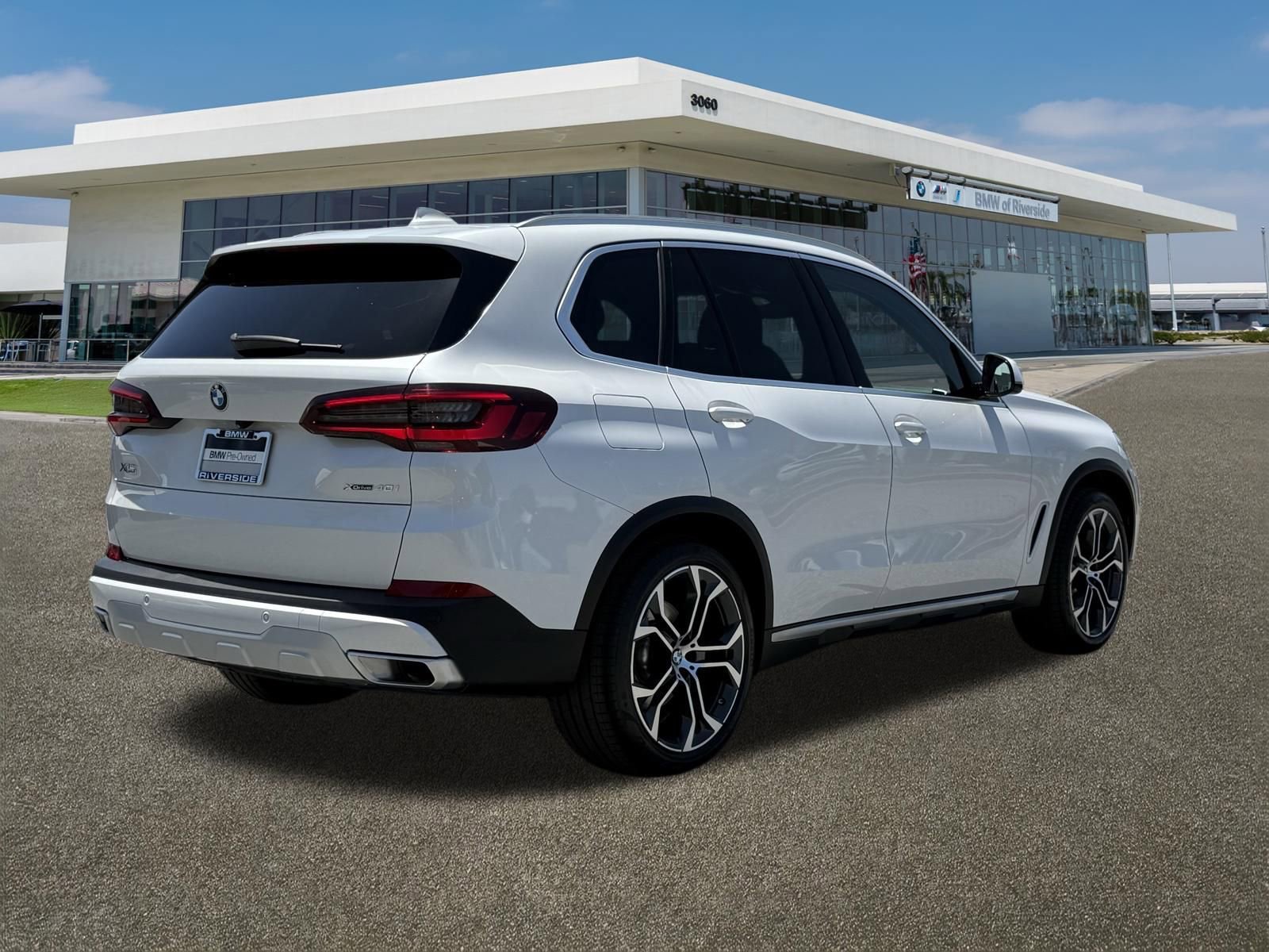 Certified 2023 BMW X5 xDrive40i w/ Premium Package AWD/4WD image 10