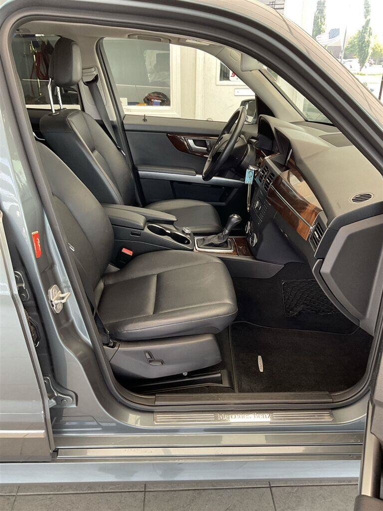 Used 2012 Mercedes-Benz GLK 350 4MATIC image 12