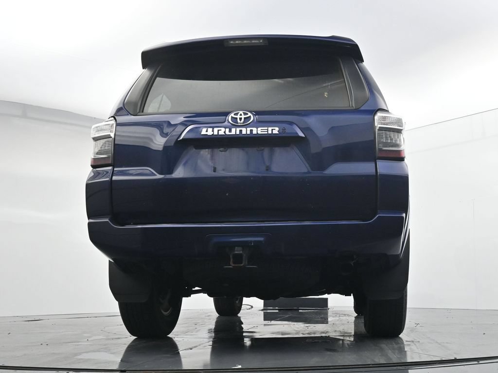 Used 2024 Toyota 4Runner SR5 AWD/4WD image 21