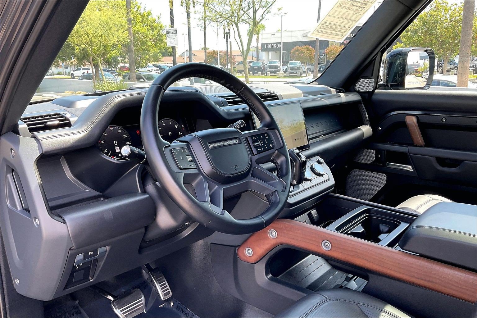 Used 2024 Land Rover Defender 130 X AWD/4WD image 17