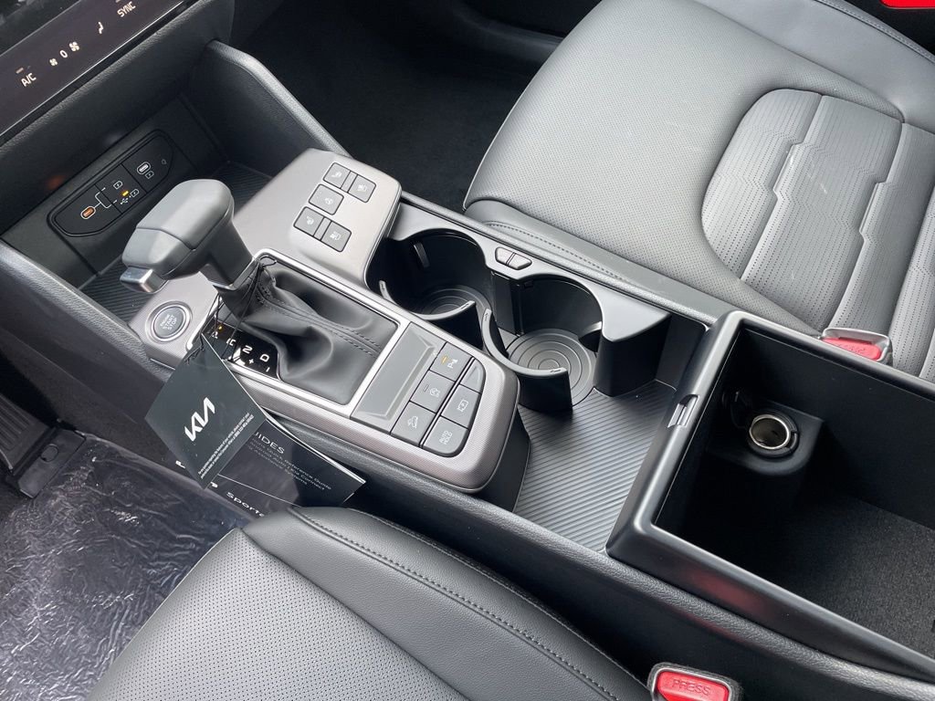 New 2026 Kia Sportage SX FWD image 9