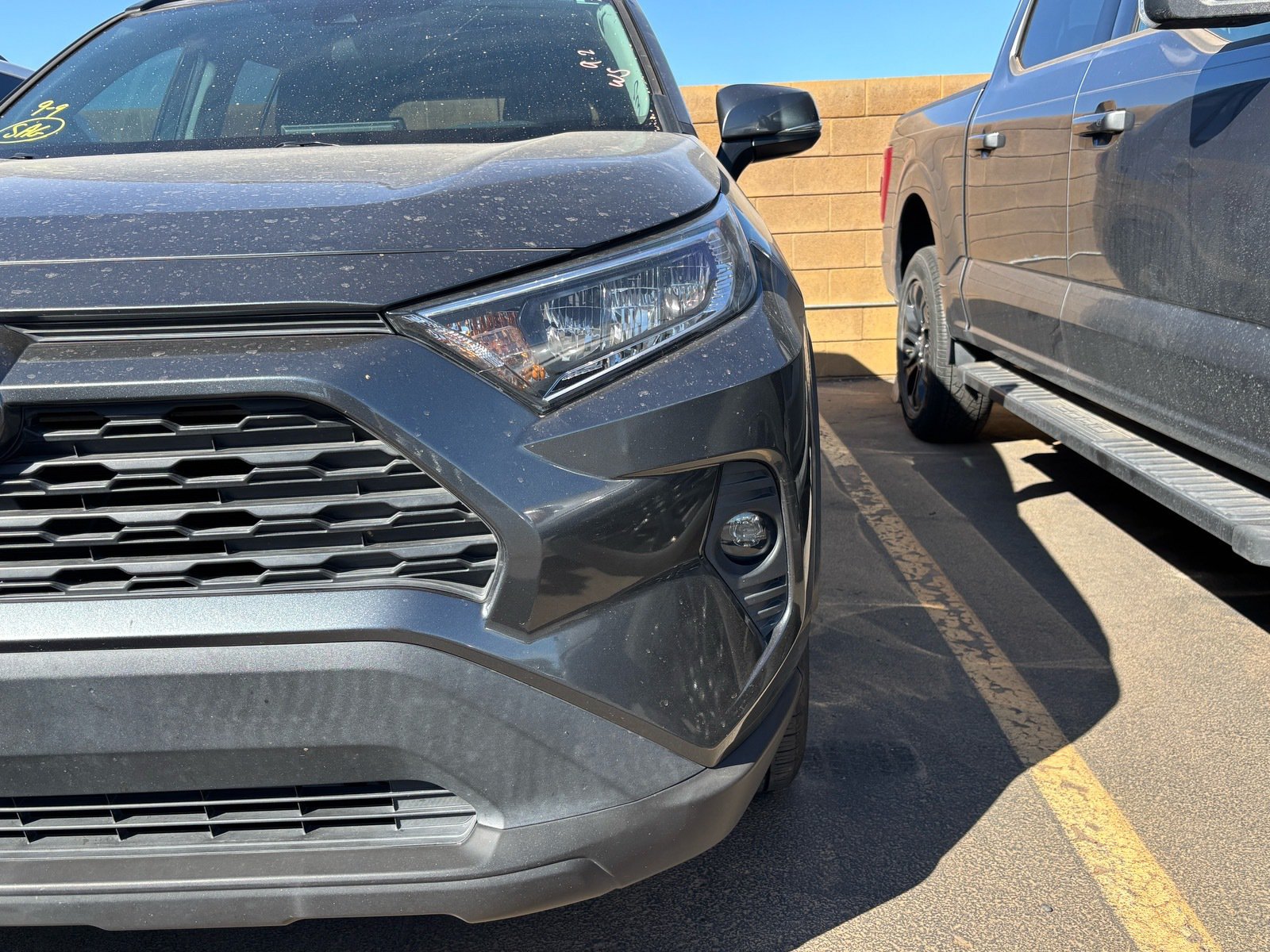 Used 2021 Toyota RAV4 XLE w/ Convenience Package FWD image 8