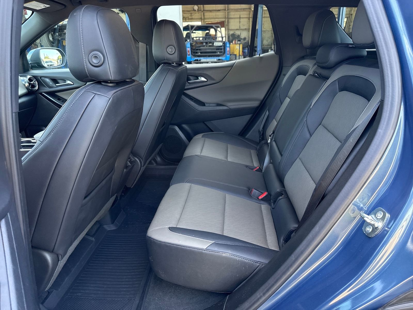 Used 2026 Chevrolet Equinox LT w/ Convenience Package II image 25