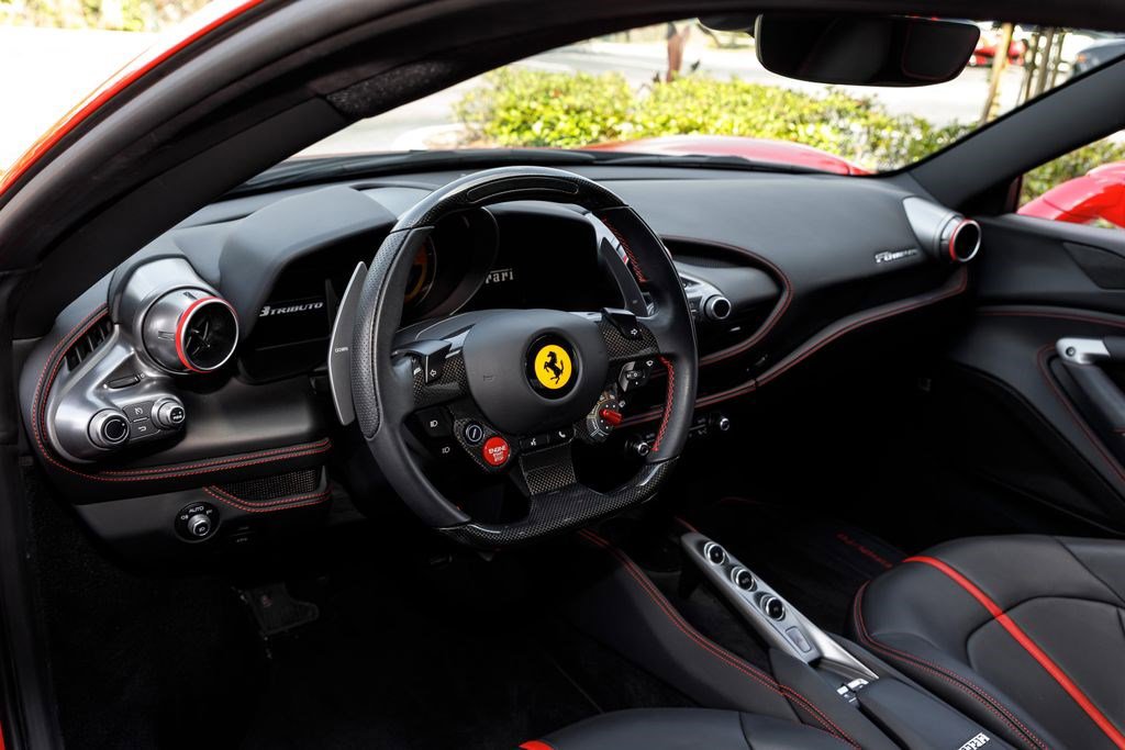 Used 2022 Ferrari F8 Tributo RWD image 19