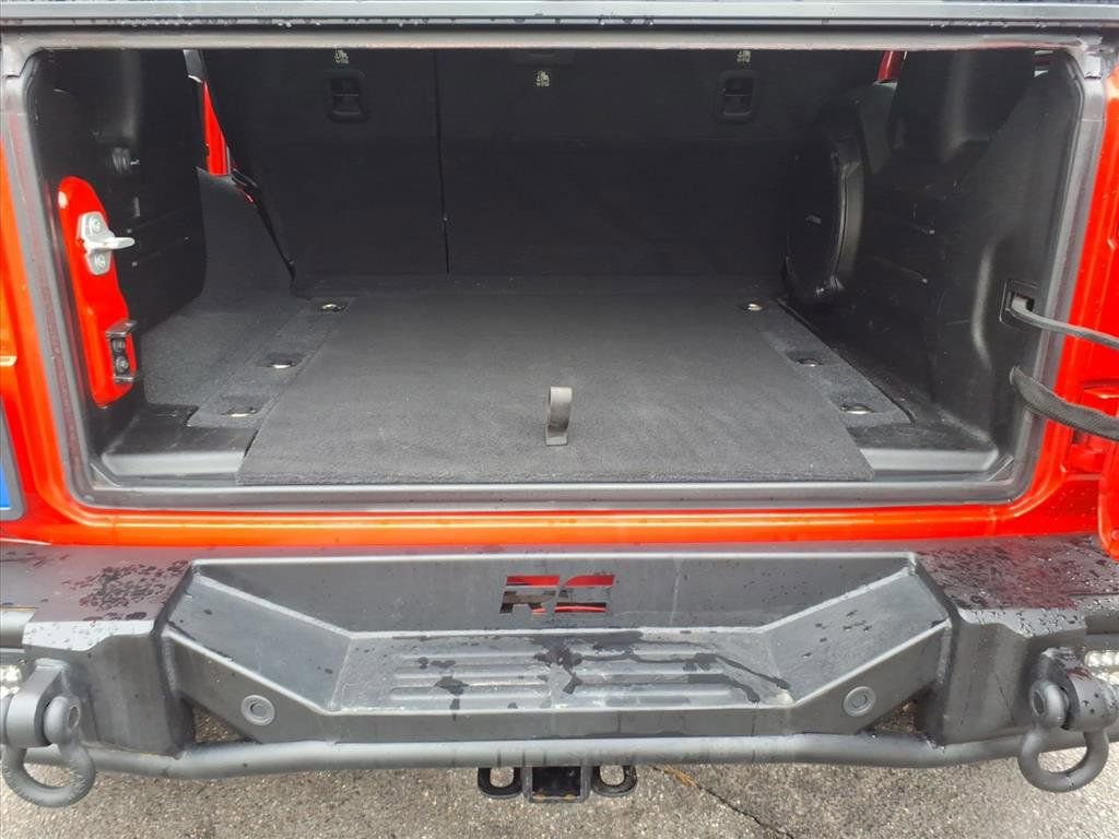 Used 2020 Jeep Wrangler Unlimited Rubicon w/ Dual Top Group image 19
