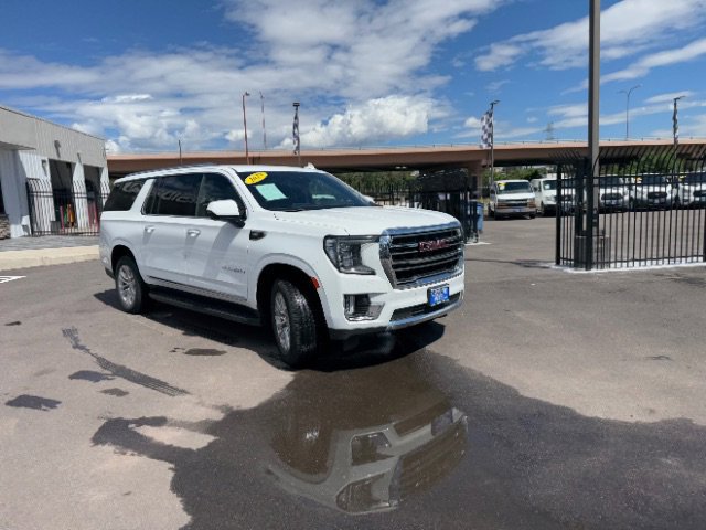 Used 2023 GMC Yukon XL SLT AWD/4WD image 50