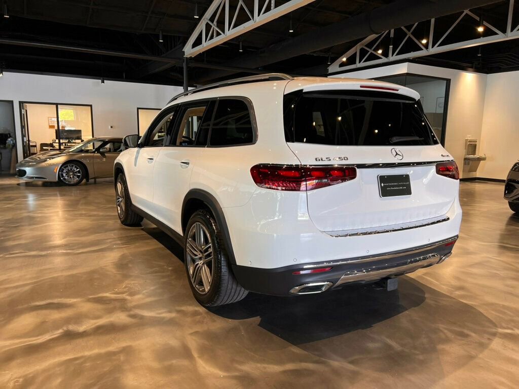 Used 2024 Mercedes-Benz GLS 450 4MATIC image 3