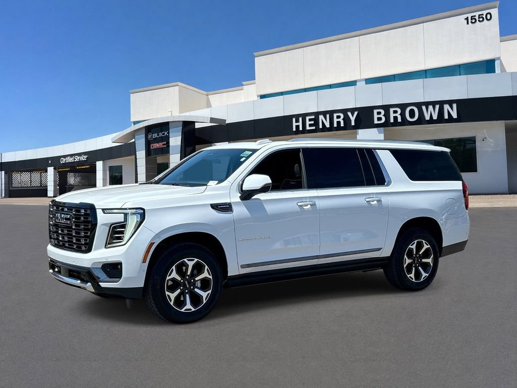 Used 2026 GMC Yukon XL Denali Ultimate AWD/4WD image 1