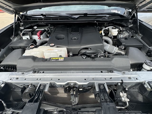 Used 2024 Toyota Tundra SR5 w/ SR5 Premium Package AWD/4WD image 30