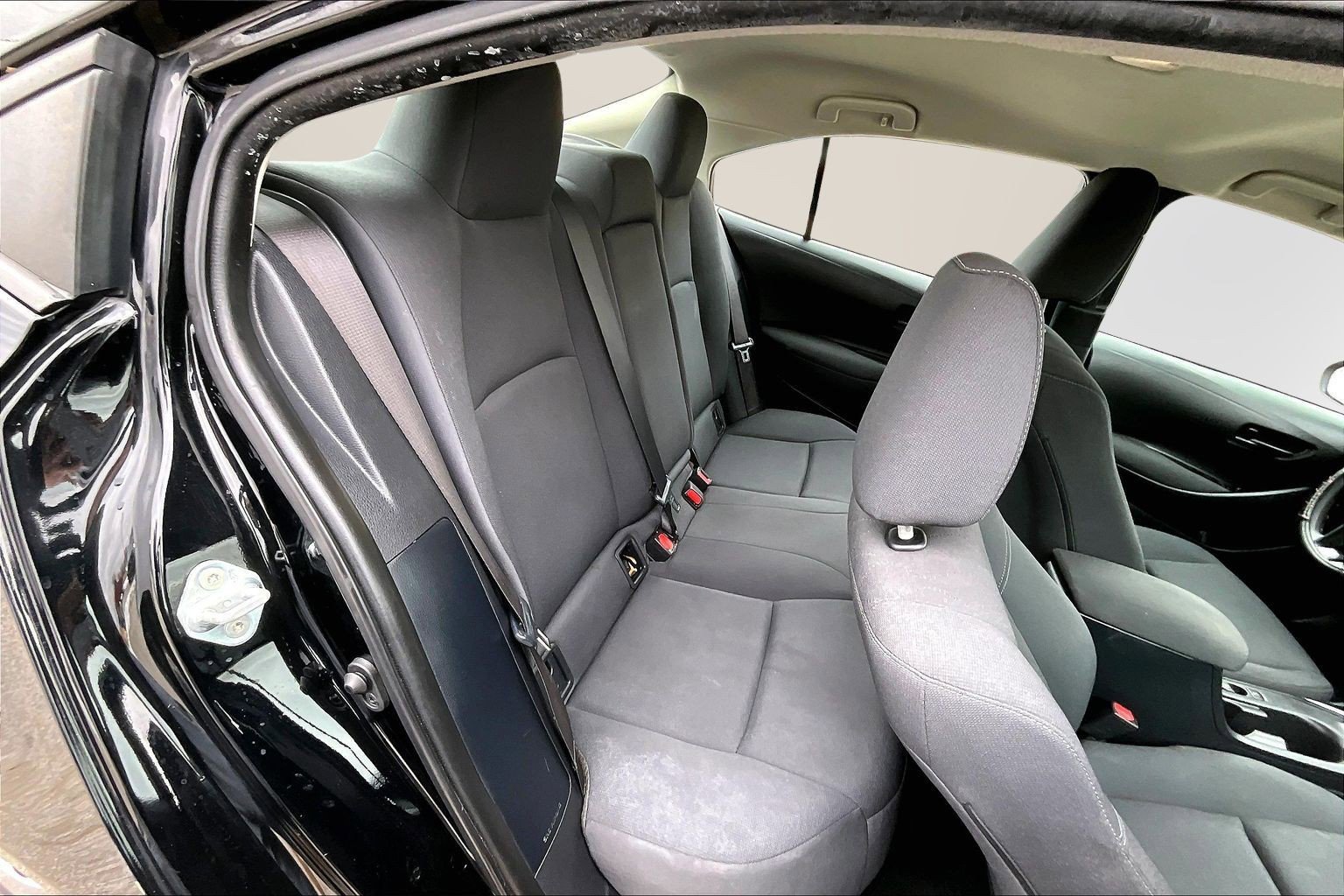 Used 2023 Toyota Corolla LE image 17