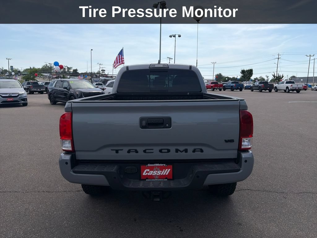 Used 2019 Toyota Tacoma TRD Sport w/ Technology Package AWD/4WD image 5