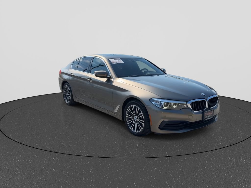 Used 2019 BMW 530i xDrive w/ Convenience Package image 4