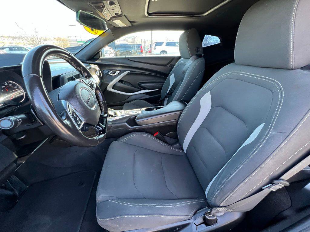 Used 2019 Chevrolet Camaro LT w/ RS Package image 20