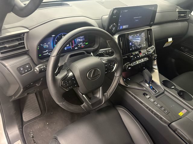New 2026 Lexus LX 700h Luxury AWD/4WD image 16