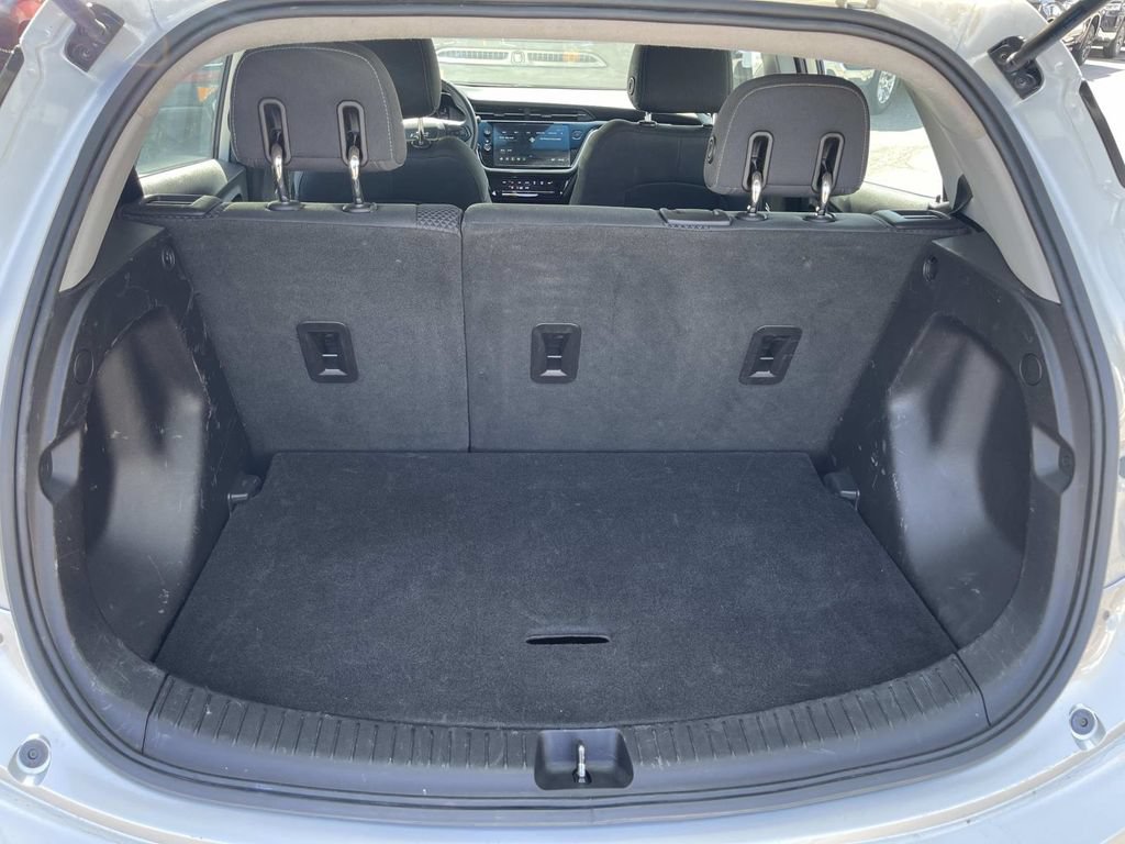 Used 2023 Chevrolet Bolt LT FWD image 7