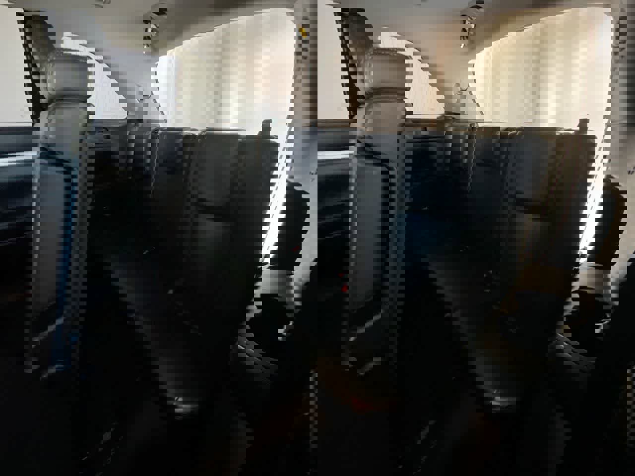 Used 2018 Toyota Highlander XLE image 24