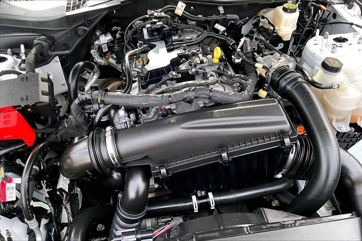 Used 2025 Ford Mustang Coupe RWD image 33