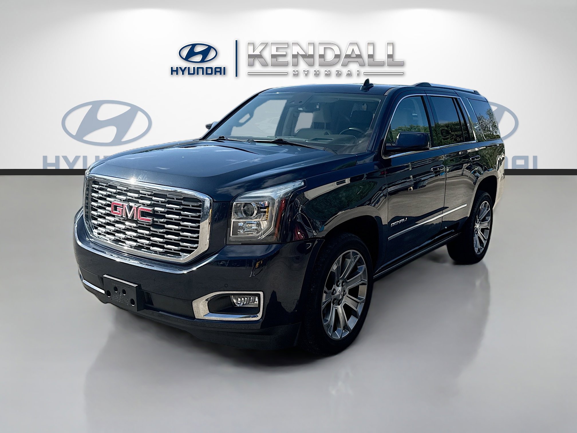 Used 2020 GMC Yukon Denali image 3