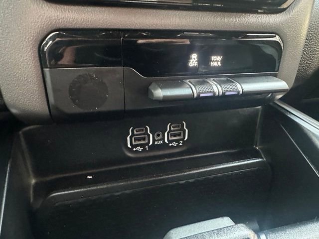 Used 2024 RAM 1500 Laramie image 17