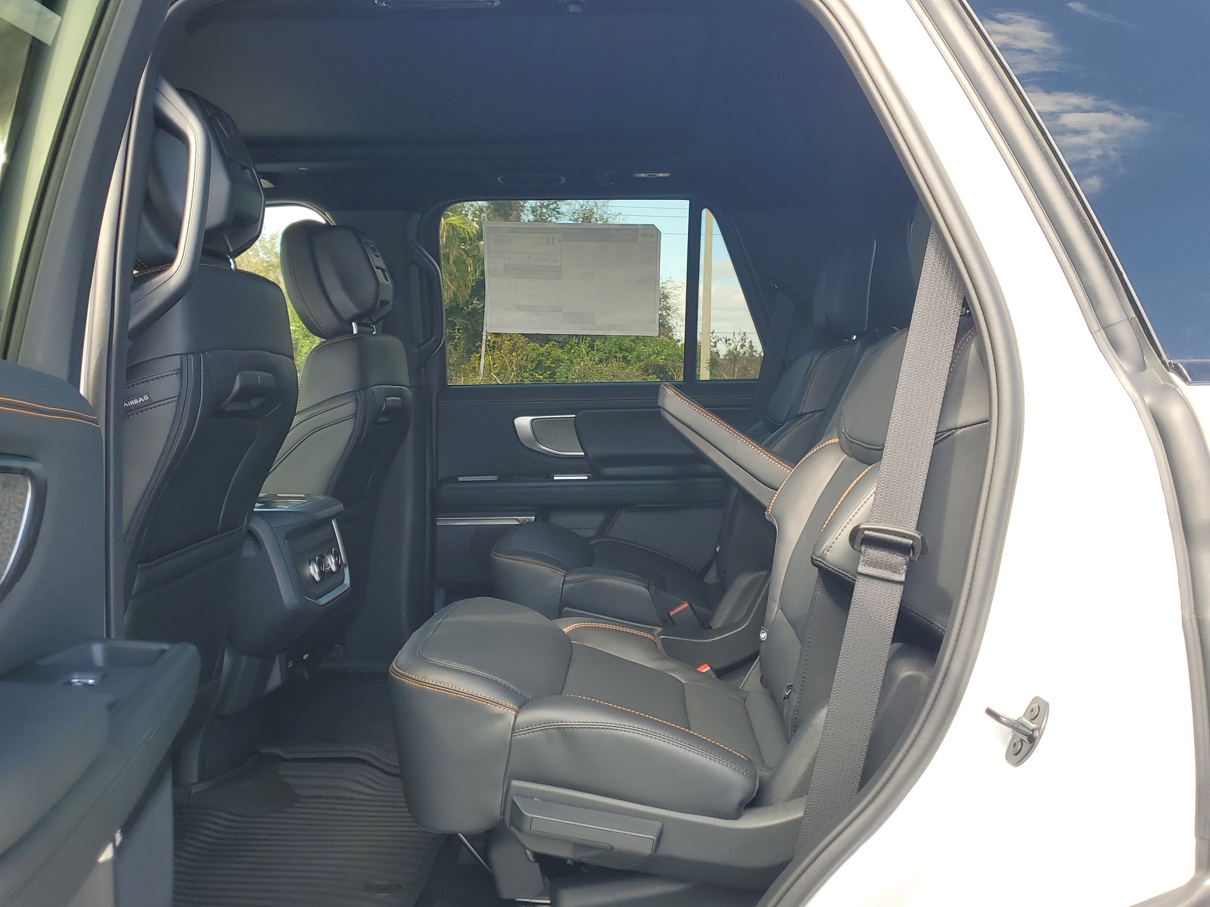 New 2026 Ford Expedition Tremor image 12