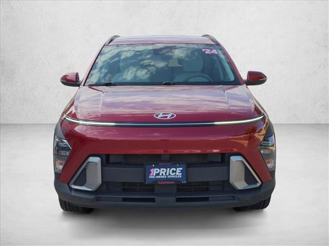 Used 2024 Hyundai Kona SEL FWD image 2