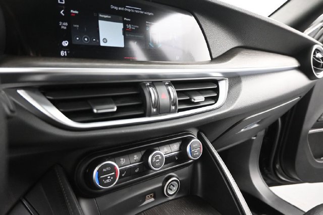 Used 2022 Alfa Romeo Stelvio Ti w/ Active Assist Plus Package AWD/4WD image 33