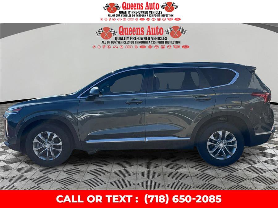 Used 2020 Hyundai Santa Fe SE image 3