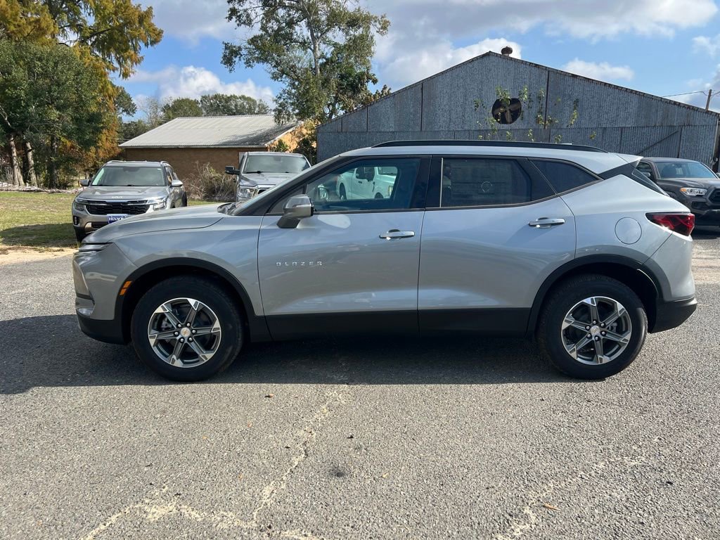 New 2026 Chevrolet Blazer LT image 4