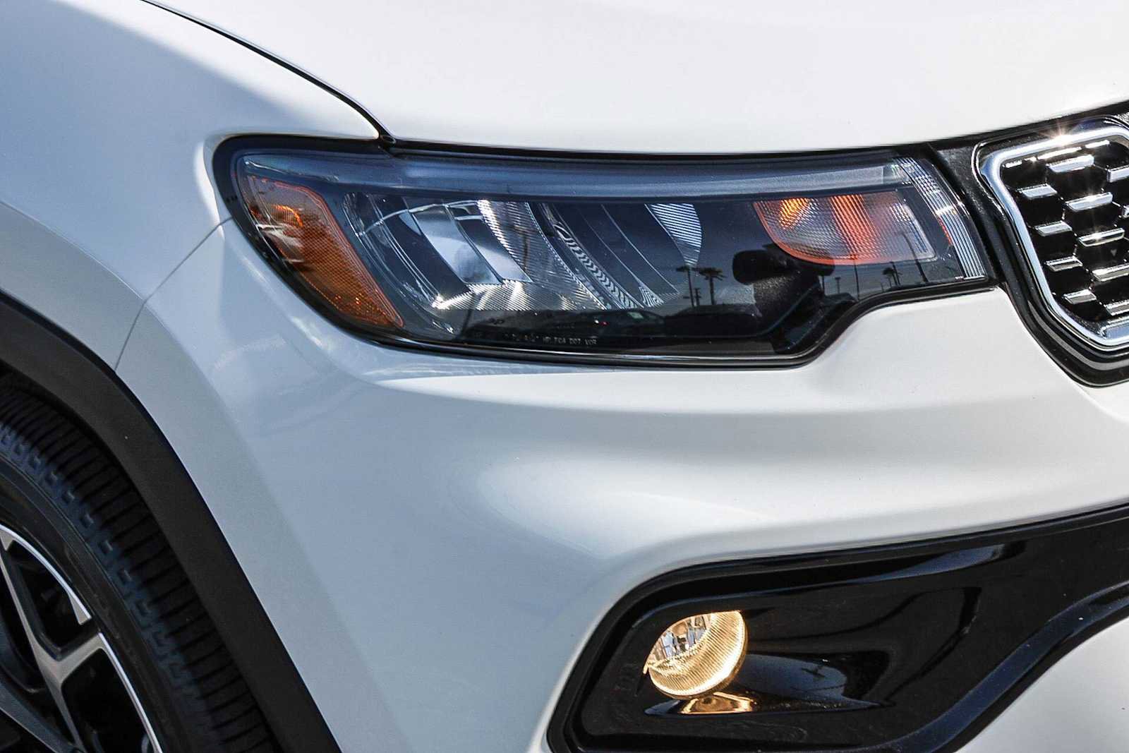 Used 2026 Jeep Compass Limited image 4